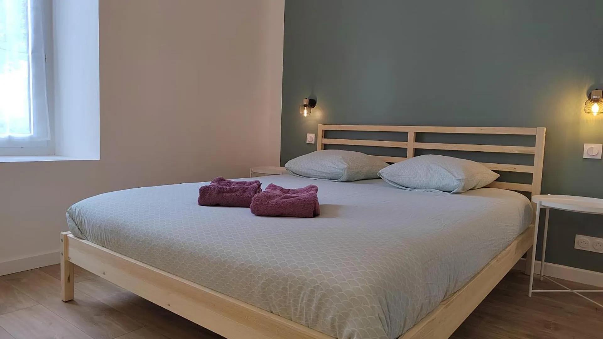 Apartment Coeur De Ville, Spacieux Appartement Rez De Jardin Paimpol